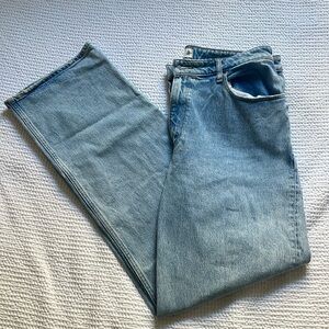 A&F 90s Relaxed Curve Love Jeans